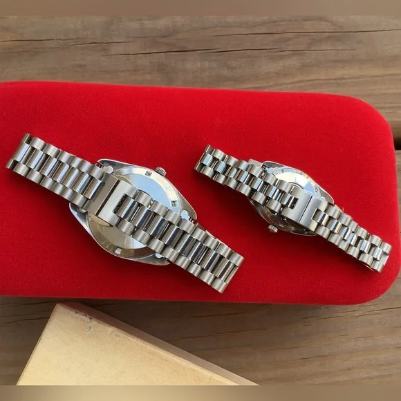 Mens and women’s OMEGA watch set 🌟🌟🌟🌟🌟